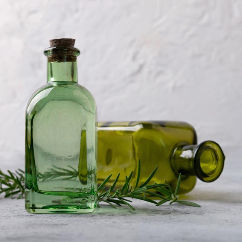 짙은 화장도 깨끗하게 지워주는 클렌징 오일